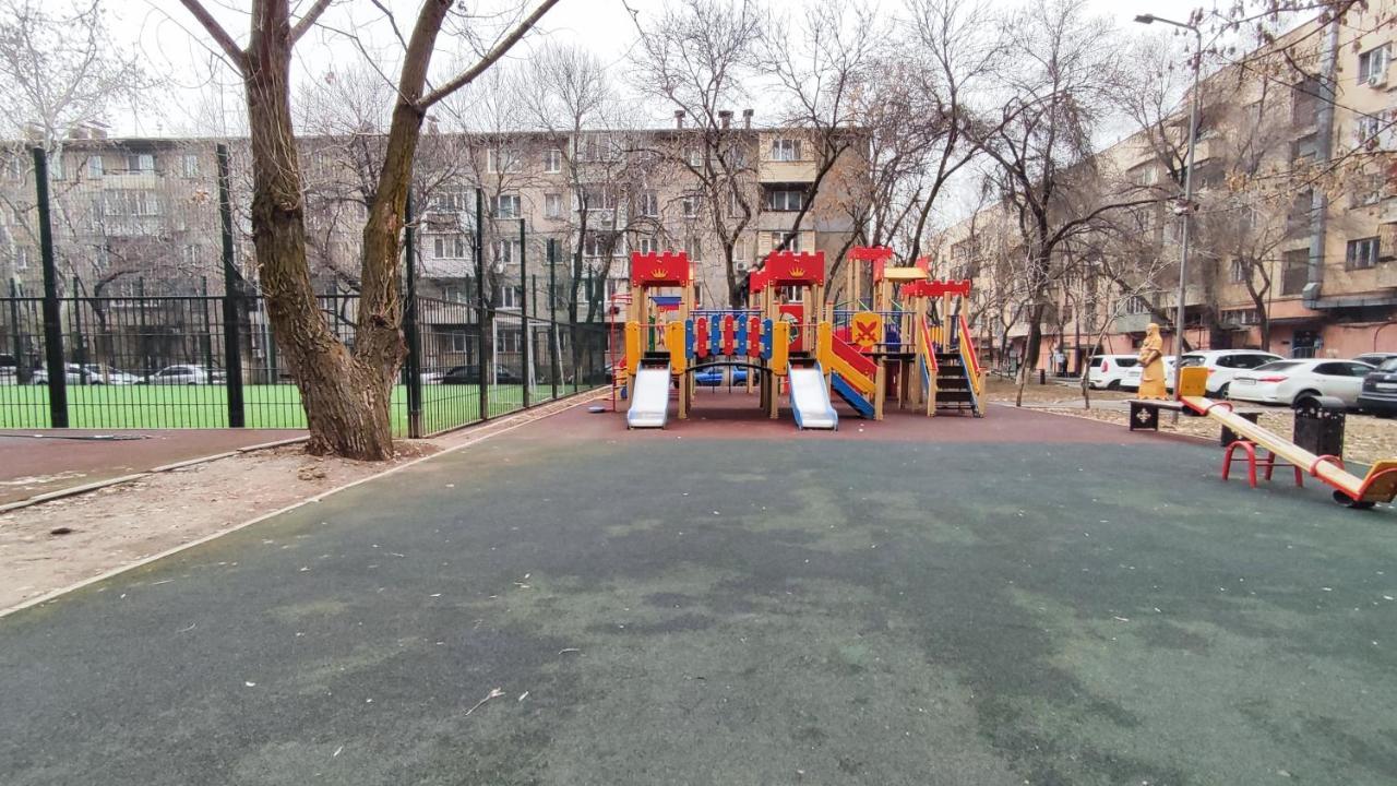 Золотой Квадрат 60 Кв2 Apartment Алма Ата Екстериор снимка