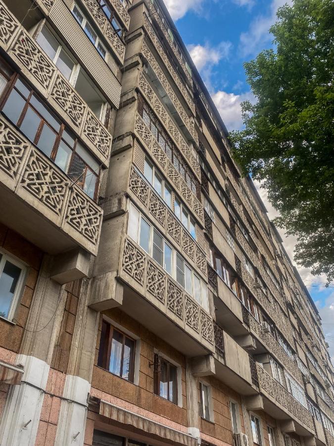Золотой Квадрат 60 Кв2 Apartment Алма Ата Екстериор снимка