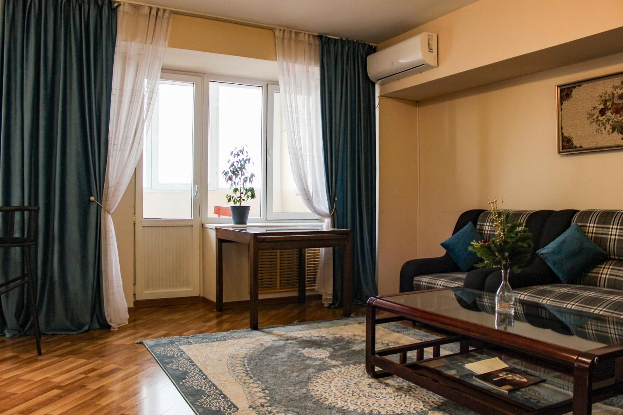 Золотой Квадрат 60 Кв2 Apartment Алма Ата Екстериор снимка
